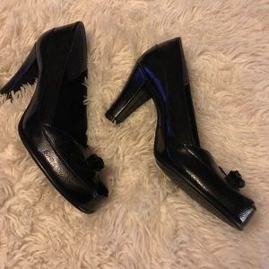 Aerosoles Bengal Rose Black Patent Leather Pumps